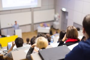 大学での講義