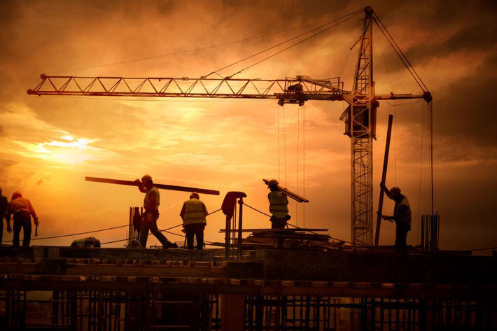 建設現場での仕事 建設現場での仕事