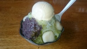 和菓子屋さんで食べられる抹茶金時