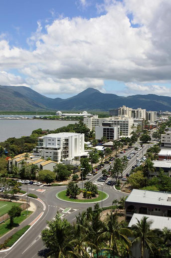 roundabout-in-cairns ラウンドアバウト